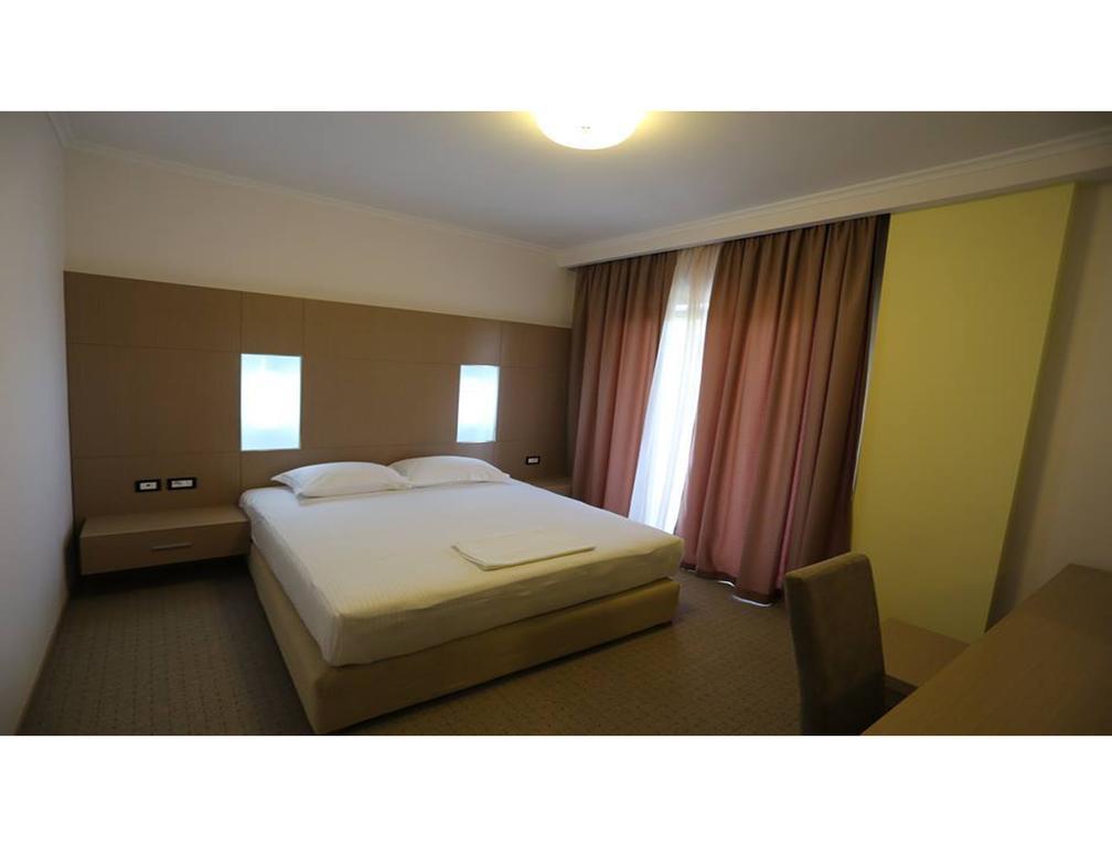 Hotel Voloreka Tushemisht Zimmer foto